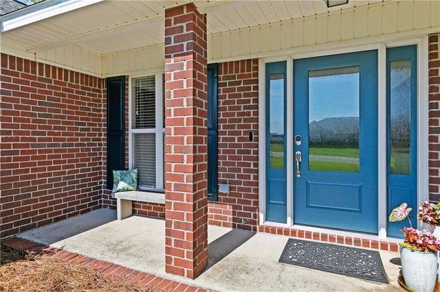 21637 Shadowbrook Street, Robertsdale, AL 36567