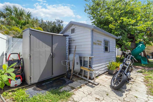 6402 34TH AVENUE W, Bradenton, FL 34209