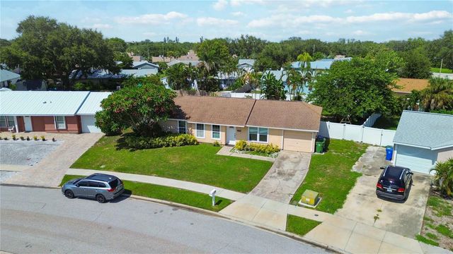 6402 34TH AVENUE W, Bradenton, FL 34209