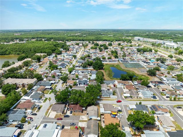 6401 REGATTA COURT, Tampa, FL 33634