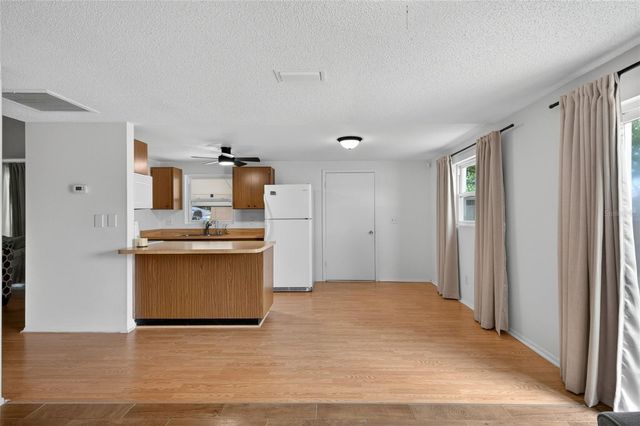 6401 REGATTA COURT, Tampa, FL 33634