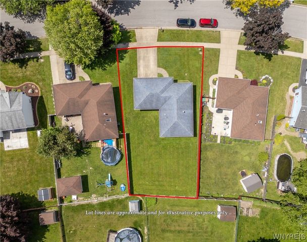 144 Hillpine Road, Cheektowaga, NY 14227