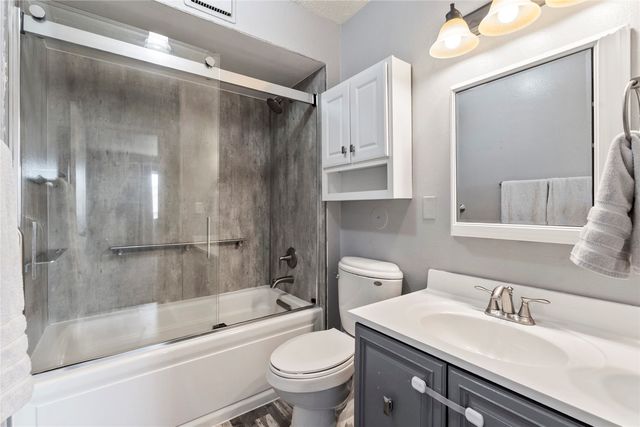 869 Kerry Lane SE 46, Cedar Rapids, IA 52403