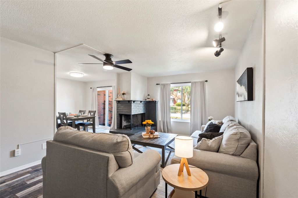 869 Kerry Lane SE 46, Cedar Rapids, IA 52403