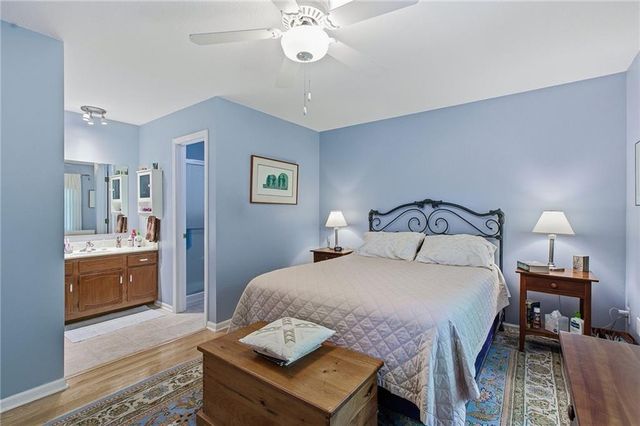 8424 N Park Court, Kansas City, MO 64155