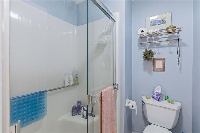 8424 N Park Court, Kansas City, MO 64155