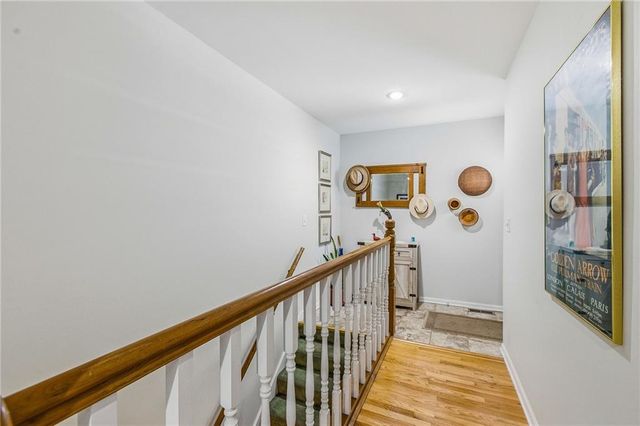 8424 N Park Court, Kansas City, MO 64155