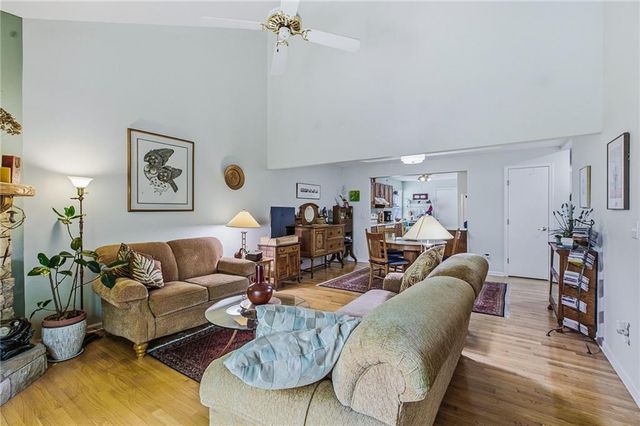 8424 N Park Court, Kansas City, MO 64155