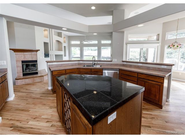 2370 Pinhigh Ct, Colorado Springs, CO 80907