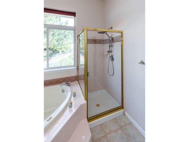 2370 Pinhigh Ct, Colorado Springs, CO 80907