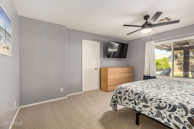 2844 E OAKLAND Court, Gilbert, AZ 85295