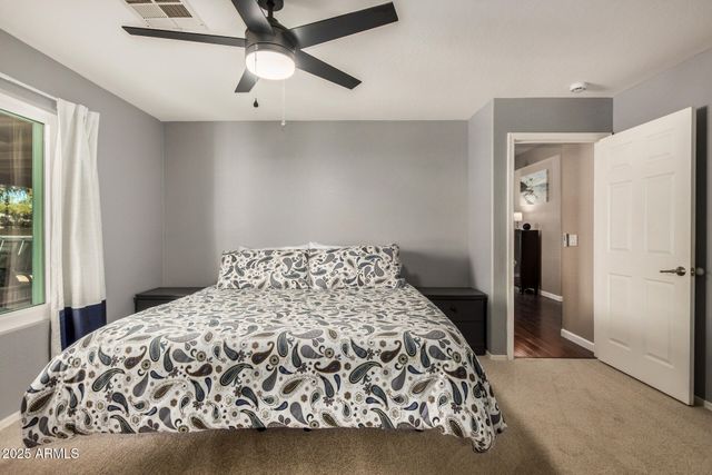 2844 E OAKLAND Court, Gilbert, AZ 85295