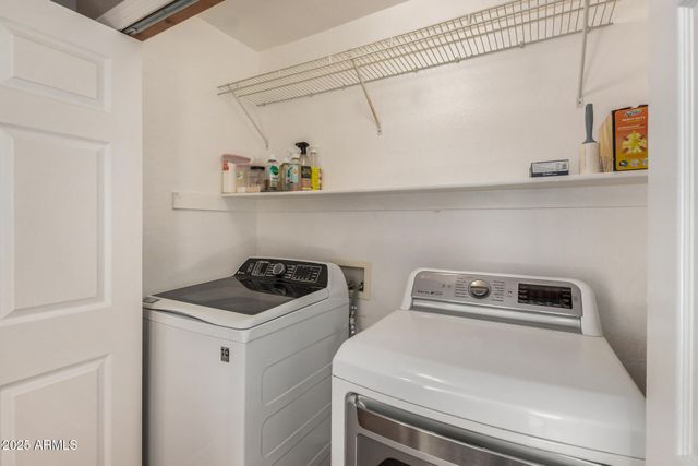 2844 E OAKLAND Court, Gilbert, AZ 85295