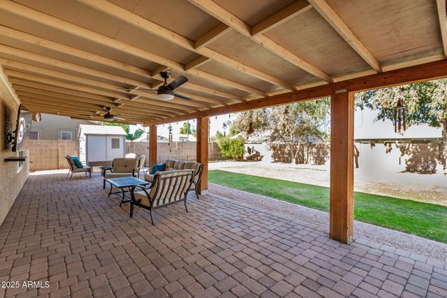 2844 E OAKLAND Court, Gilbert, AZ 85295