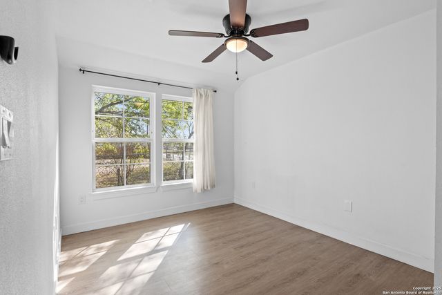 362 Avenue J, Poteet, TX 78065