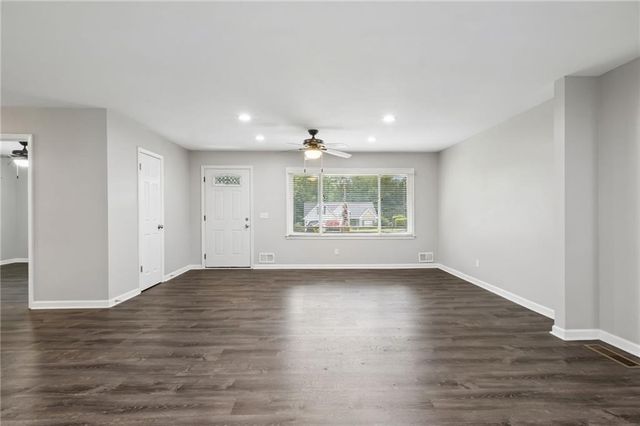 1331 Owen Circle, Buford, GA 30518