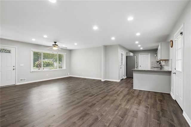 1331 Owen Circle, Buford, GA 30518
