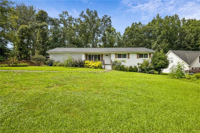1331 Owen Circle, Buford, GA 30518