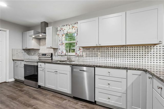 1331 Owen Circle, Buford, GA 30518