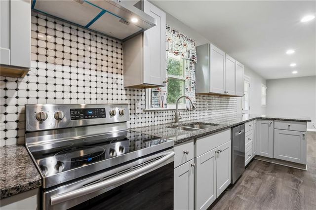 1331 Owen Circle, Buford, GA 30518