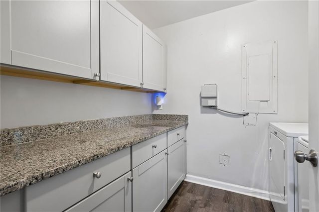 1331 Owen Circle, Buford, GA 30518