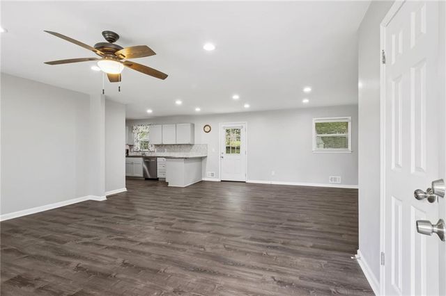 1331 Owen Circle, Buford, GA 30518