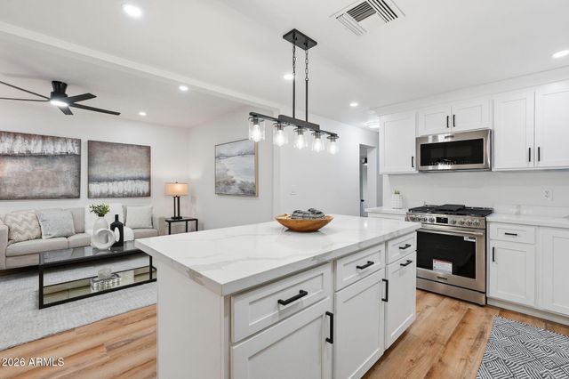 7007 W WANDA LYNN Lane, Peoria, AZ 85382