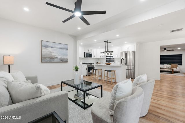 7007 W WANDA LYNN Lane, Peoria, AZ 85382