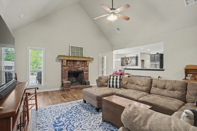3050 S 289th East Avenue, Broken Arrow, OK 74014