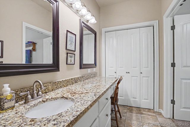 3050 S 289th East Avenue, Broken Arrow, OK 74014