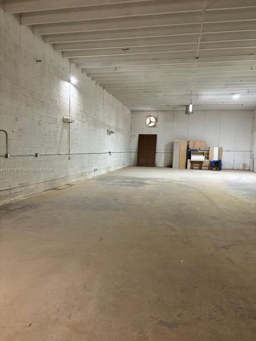 6907 NW 43rd St 6907, Miami, FL 33166