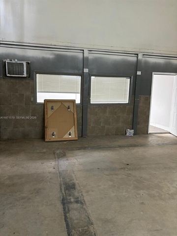 6907 NW 43rd St 6907, Miami, FL 33166