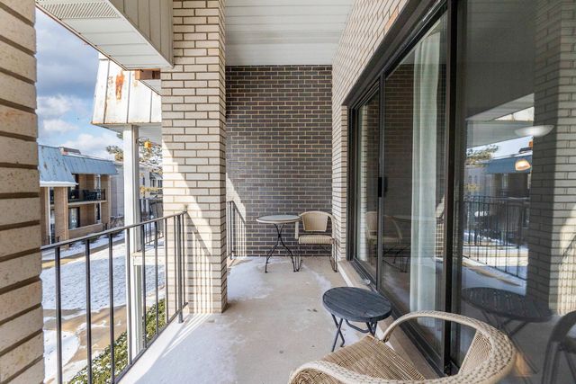 4123 W 98th Street C, Oak Lawn, IL 60453