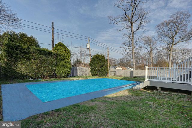 121 SONANT DR, Newark, DE 19713