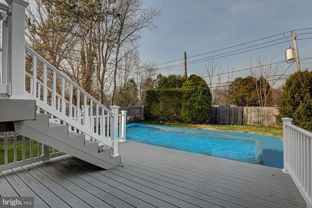 121 SONANT DR, Newark, DE 19713