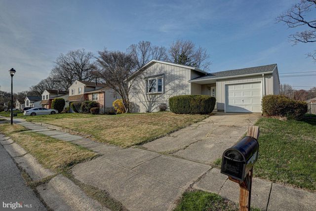 121 SONANT DR, Newark, DE 19713