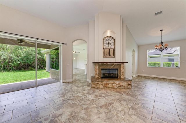 337 SNAPDRAGON LOOP, Bradenton, FL 34212
