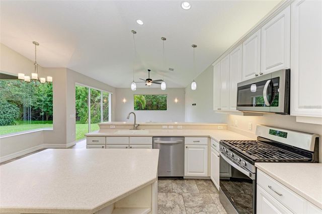 337 SNAPDRAGON LOOP, Bradenton, FL 34212