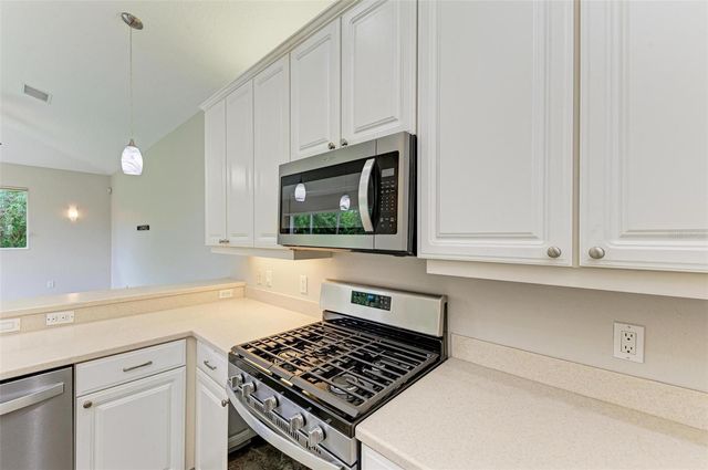 337 SNAPDRAGON LOOP, Bradenton, FL 34212