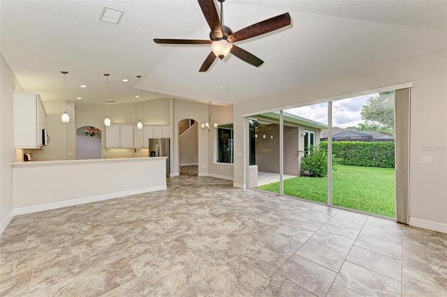 337 SNAPDRAGON LOOP, Bradenton, FL 34212