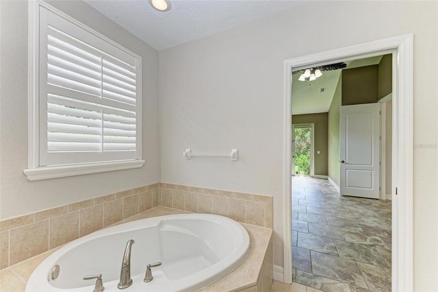 337 SNAPDRAGON LOOP, Bradenton, FL 34212