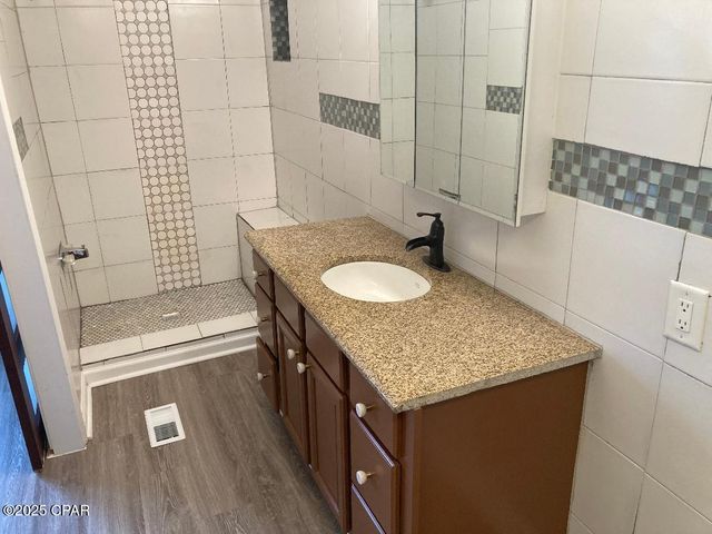 6710 JOHN PITTS Road, Panama City, FL 32404