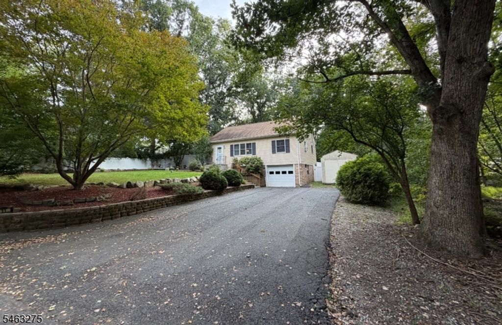 11 Richmond Rd, Byram Twp., NJ 07874 — exterior