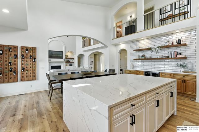 1916 Atlas Drive, Papillion, NE 68133