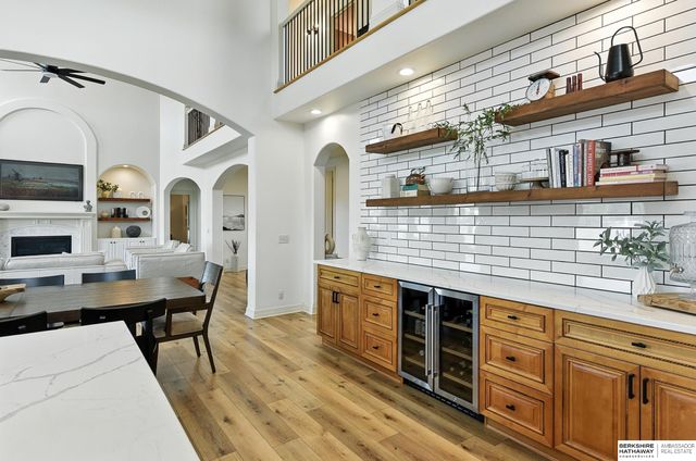 1916 Atlas Drive, Papillion, NE 68133