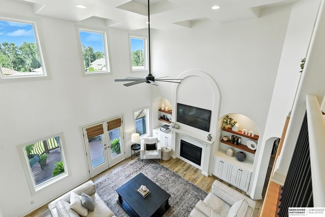 1916 Atlas Drive, Papillion, NE 68133