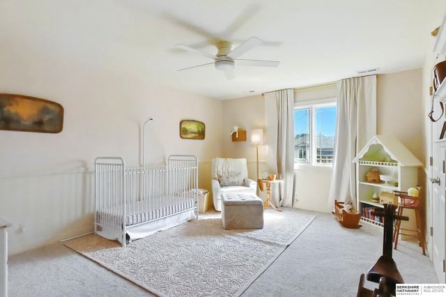 1916 Atlas Drive, Papillion, NE 68133