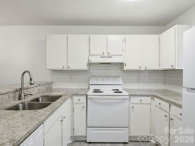1560 Eagles Place, Rock Hill, SC 29732