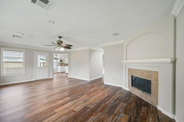 514 Brushy Glen Drive, Houston, TX 77073