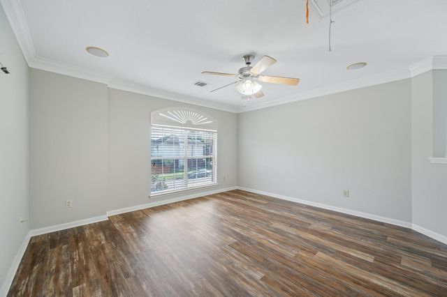 514 Brushy Glen Drive, Houston, TX 77073